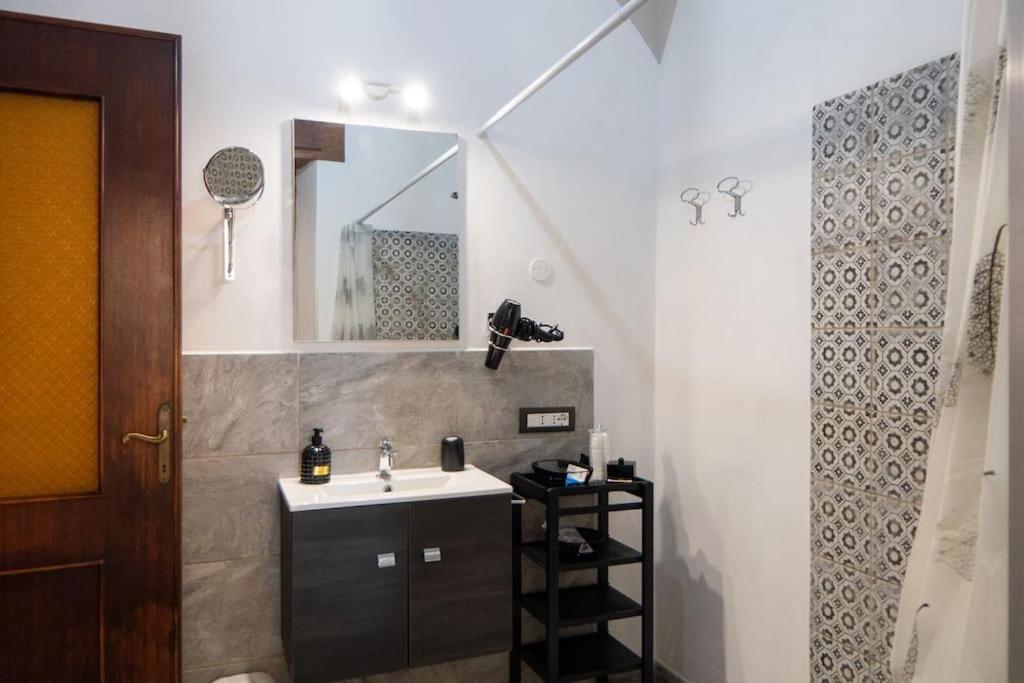 Casa Babylon, Bohemian Getaway